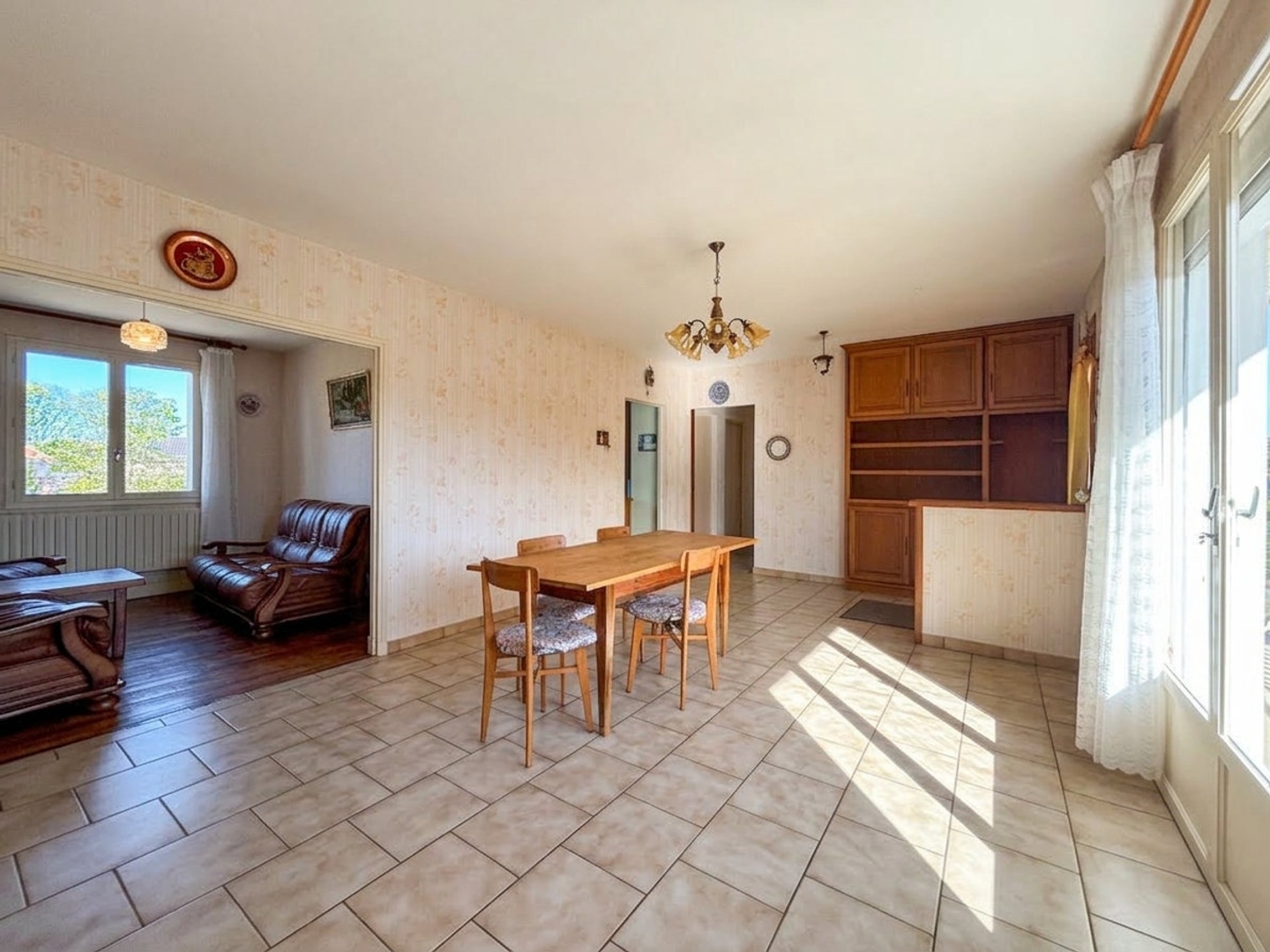 Maison à vendre - 7 pièces - 105m2 - Fleuré (86340)