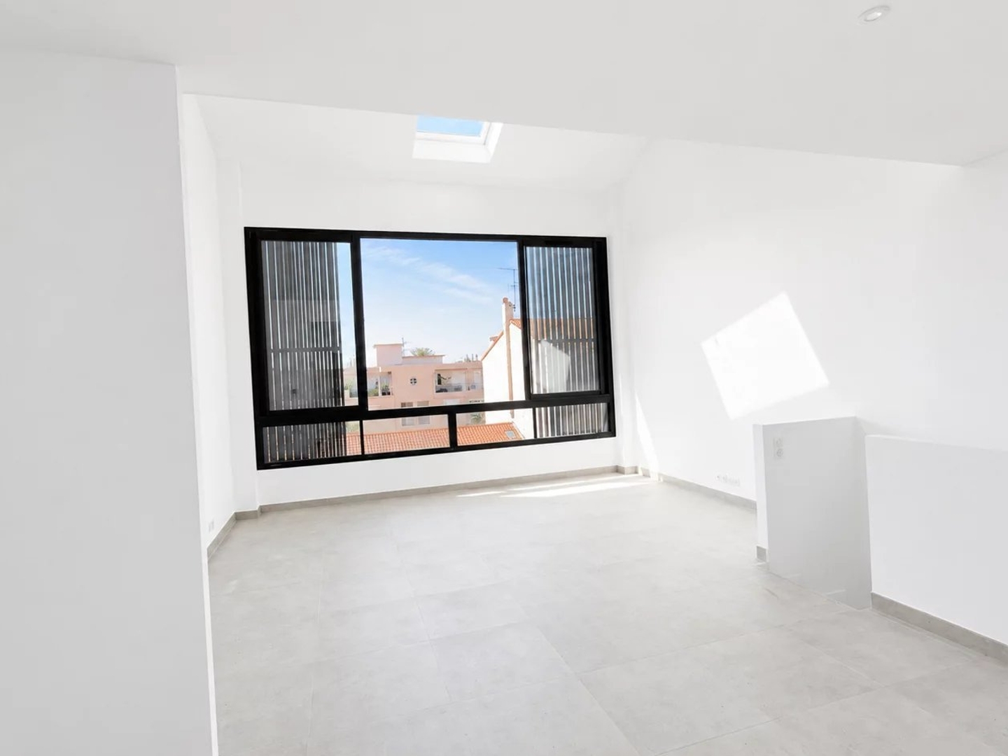 Appartement à vendre - 5 pièces - 108m2 - Cannes (06400)