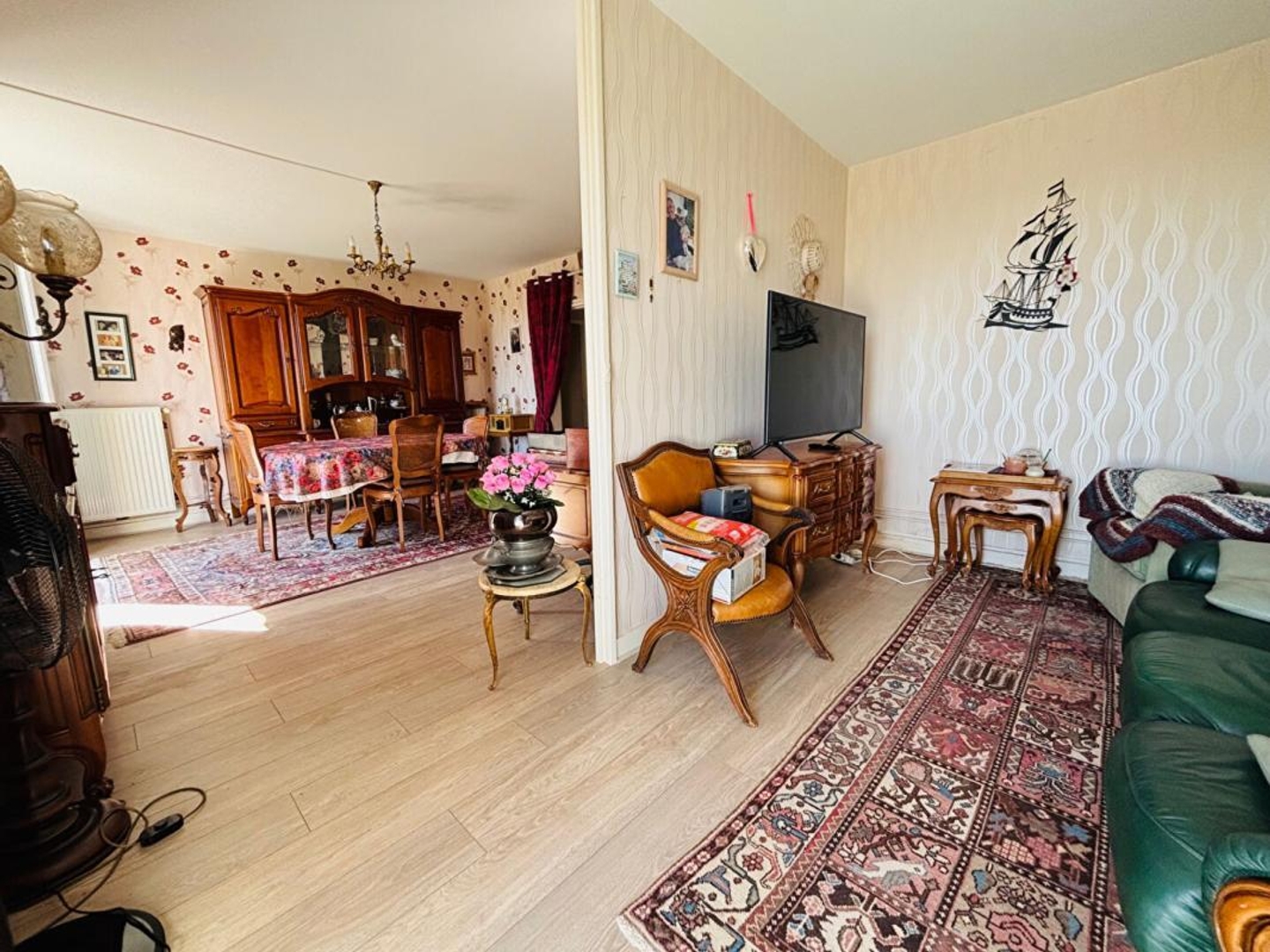 Appartement à vendre - 4 pièces - 77m2 - Chambray-Lès-Tours (37170)