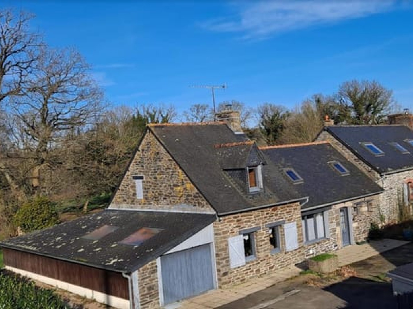 22340 Paule longère familiale ou gîte 7 chambres terrain sans vis à vis de 4900 m²