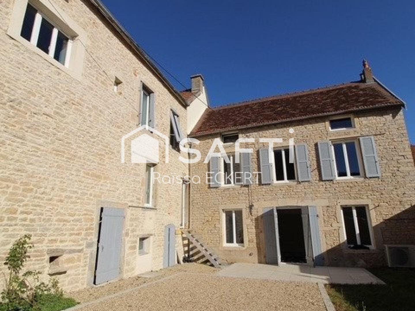 Maison à vendre - 8 pièces - 230m2 - Chamboeuf (21220)