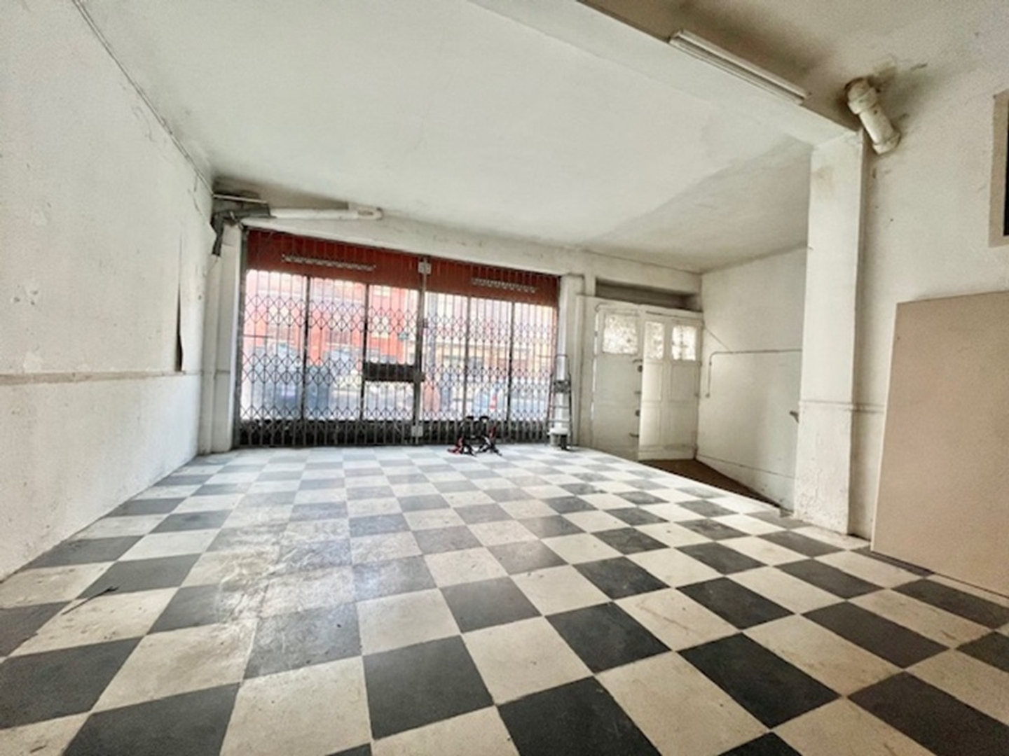Immeuble à vendre - 2 pièces - 380m2 - Perpignan (66000)