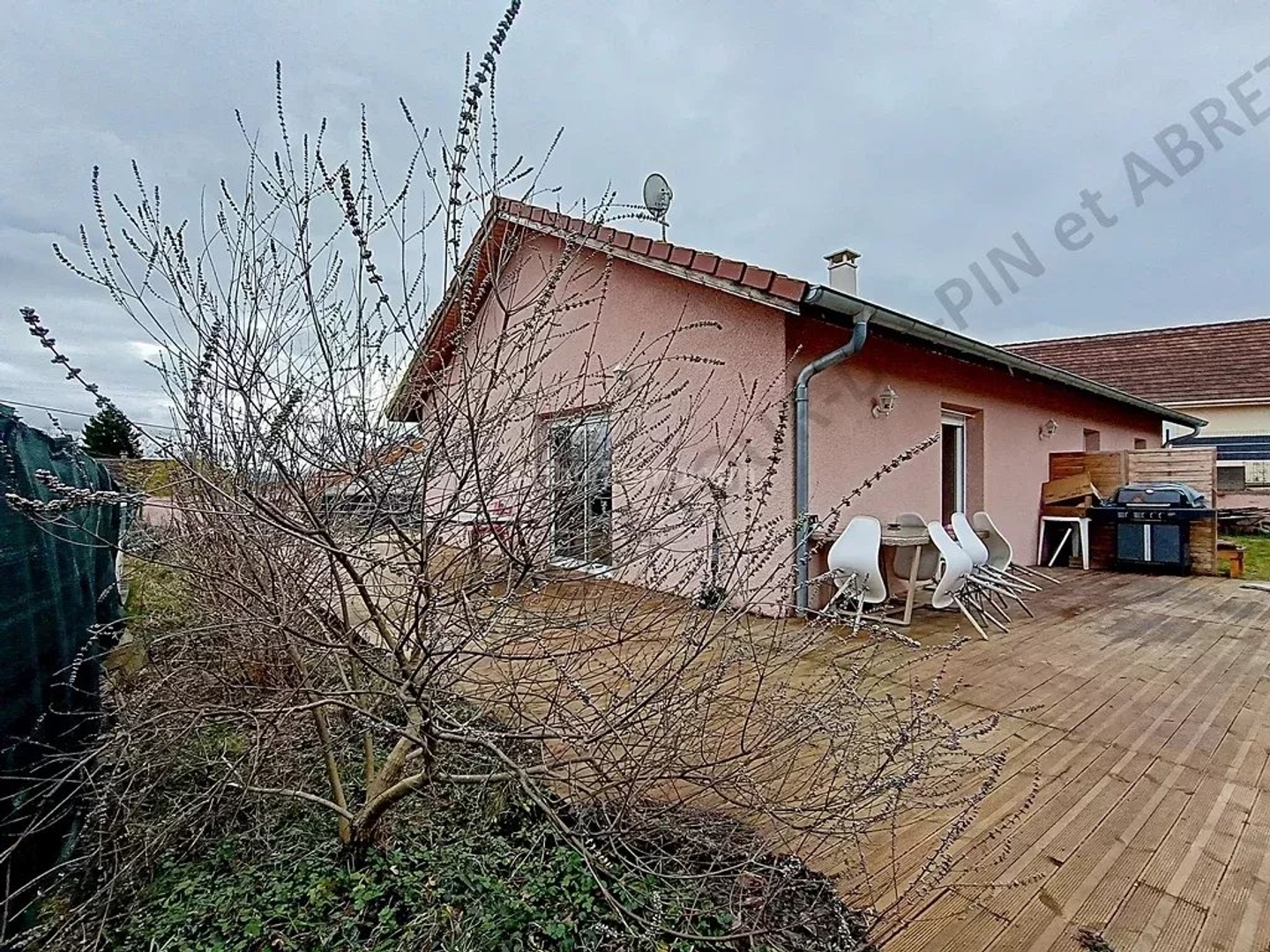 Maison à vendre - 5 pièces - 89m2 - La Tour-Du-Pin (38110)