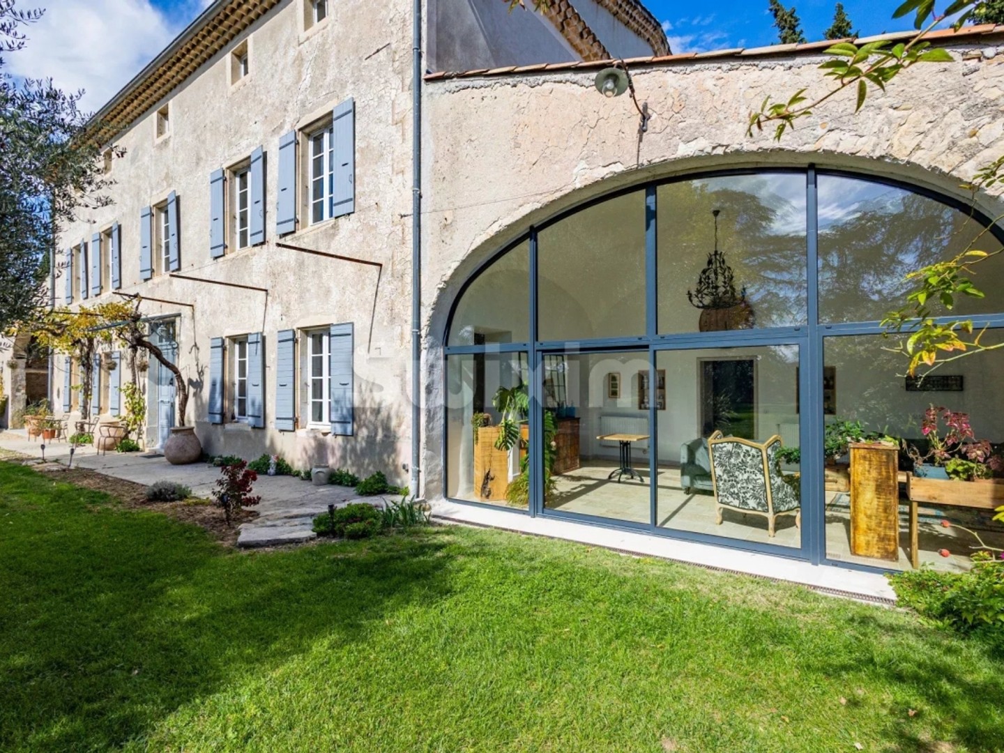 Superbe Mas Provençal Rénové proche de Montélimar Est