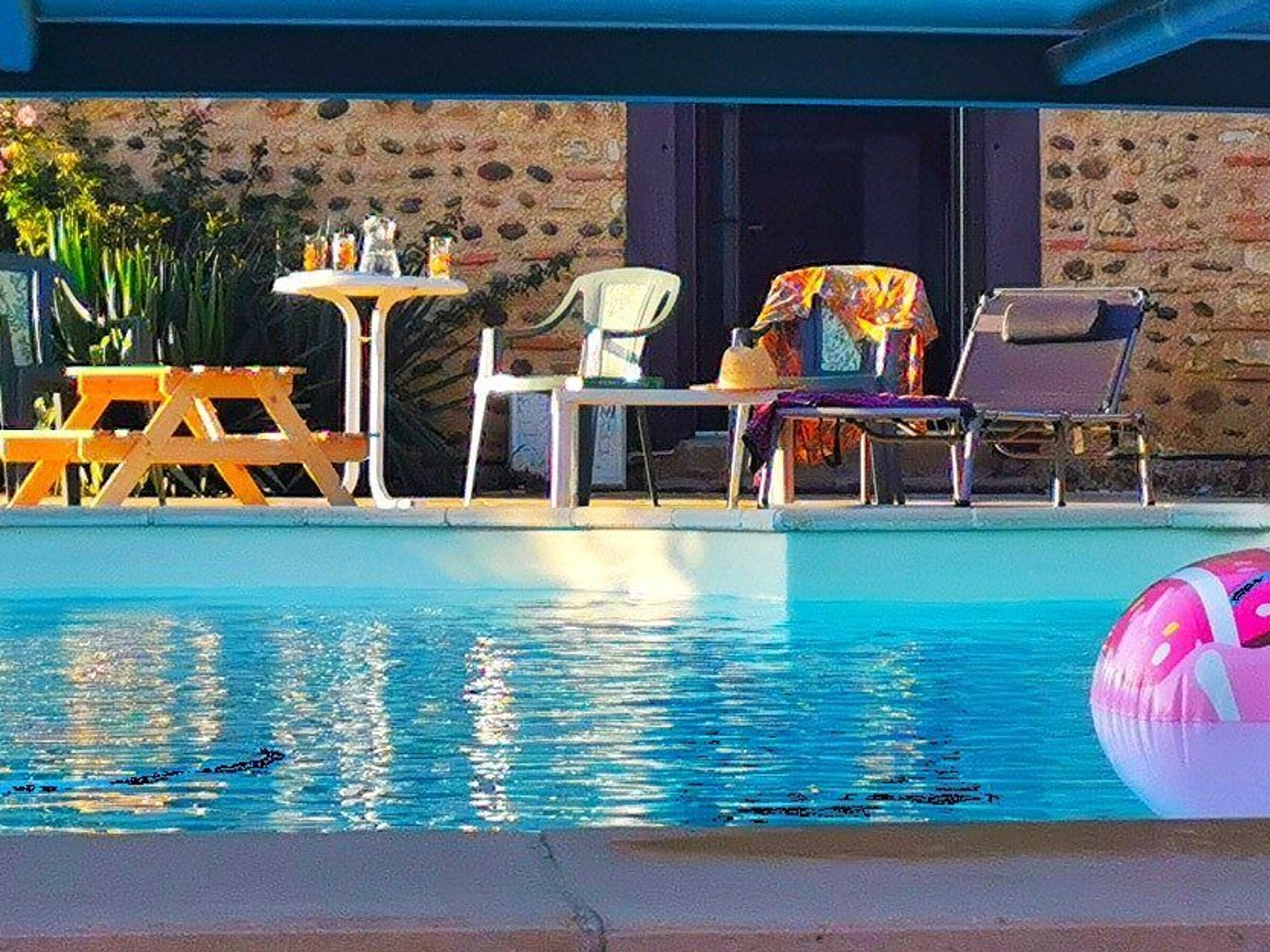 SAINT-SEVER-DE-RUSTAN - VASTE MAISON DE CARACTÈRE AVEC PISCINE C
