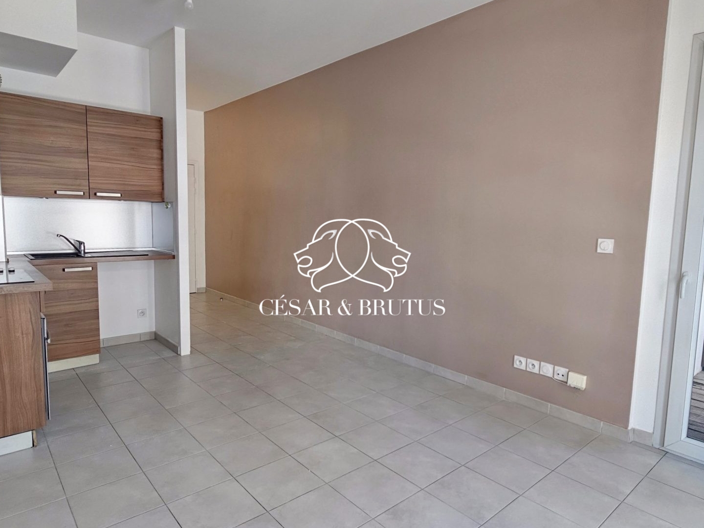 Appartement à vendre - 2 pièces - 45m2 - Lyon 7e (69007)