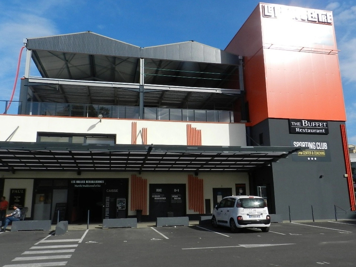 Magasin à vendre - 1 pièce - Bourgoin-Jallieu (38300)