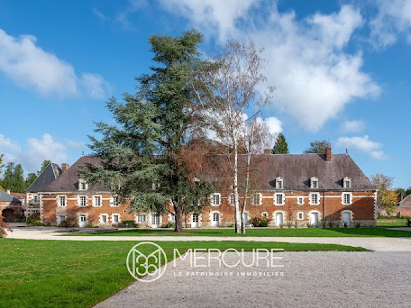 Propriété 19 pièces 1029 m²