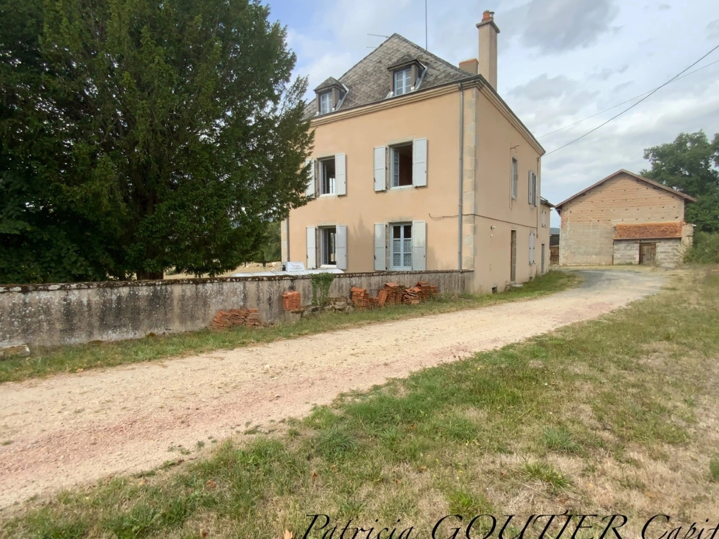Propriété 10 pièces 180 m²