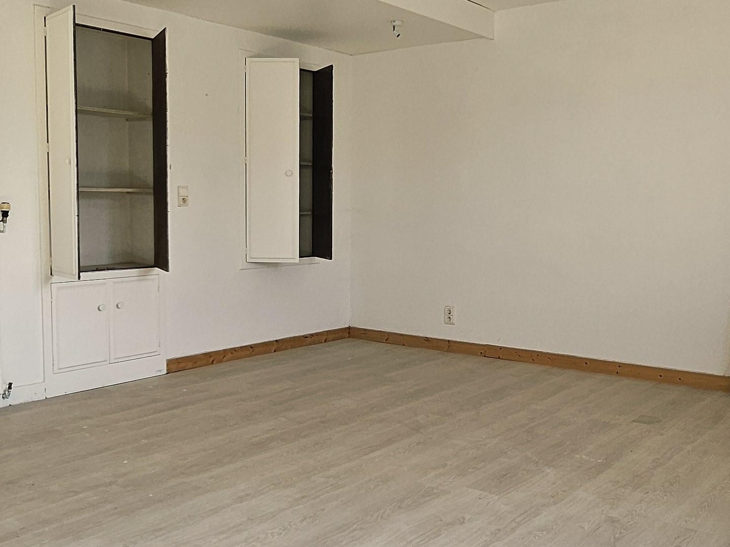 Maison à vendre - 10 pièces - 205m2 - Thiviers (24800)