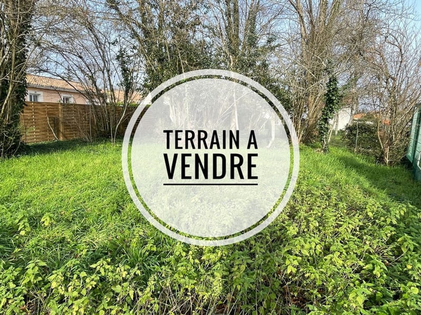 TERRAIN EN CENTRE VILLE