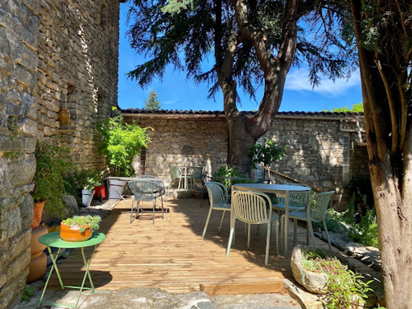 Chambre d'hôtes 14 pièces 350 m²