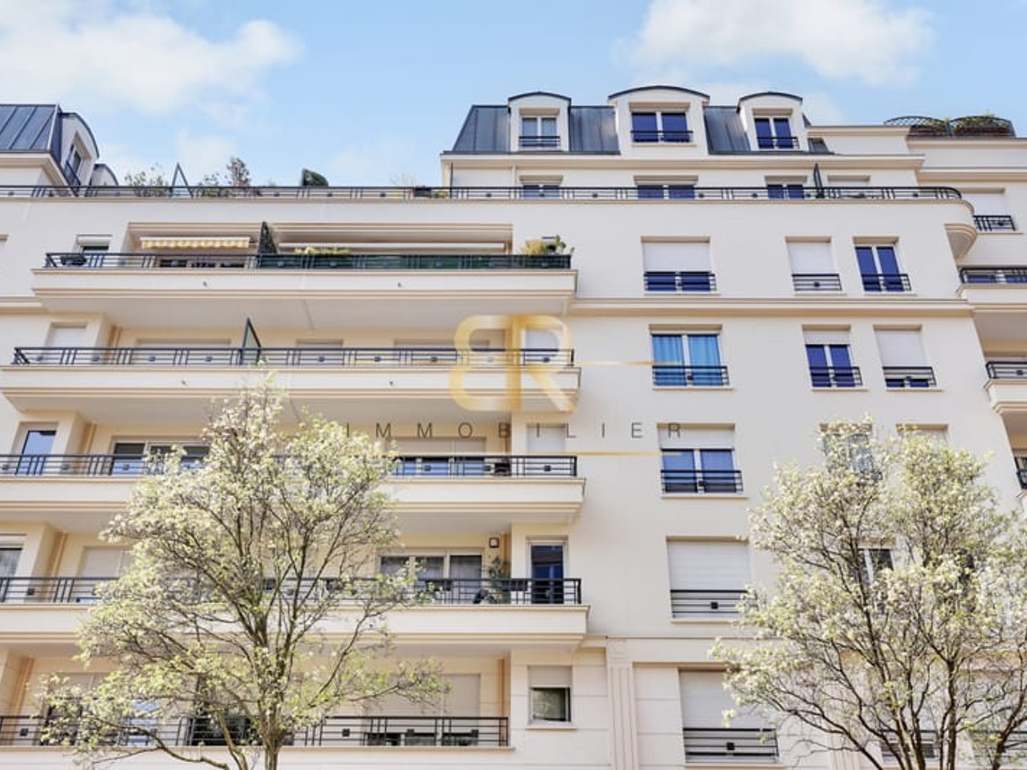 À VENDRE 2 PIÈCES 52 m2 DERNIER ÉTAGE ASCENSEUR BALCON FILANT CHÂTILLON (92320)