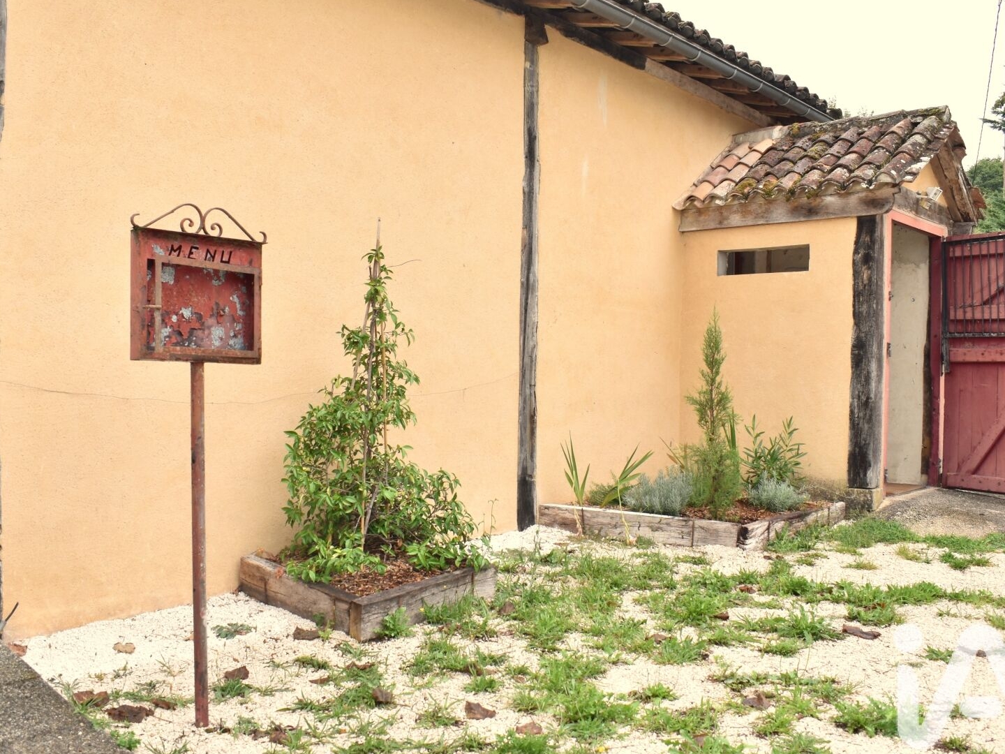 Maison à vendre - 11 pièces - 358m2 - Saint-Cyprien (24220)