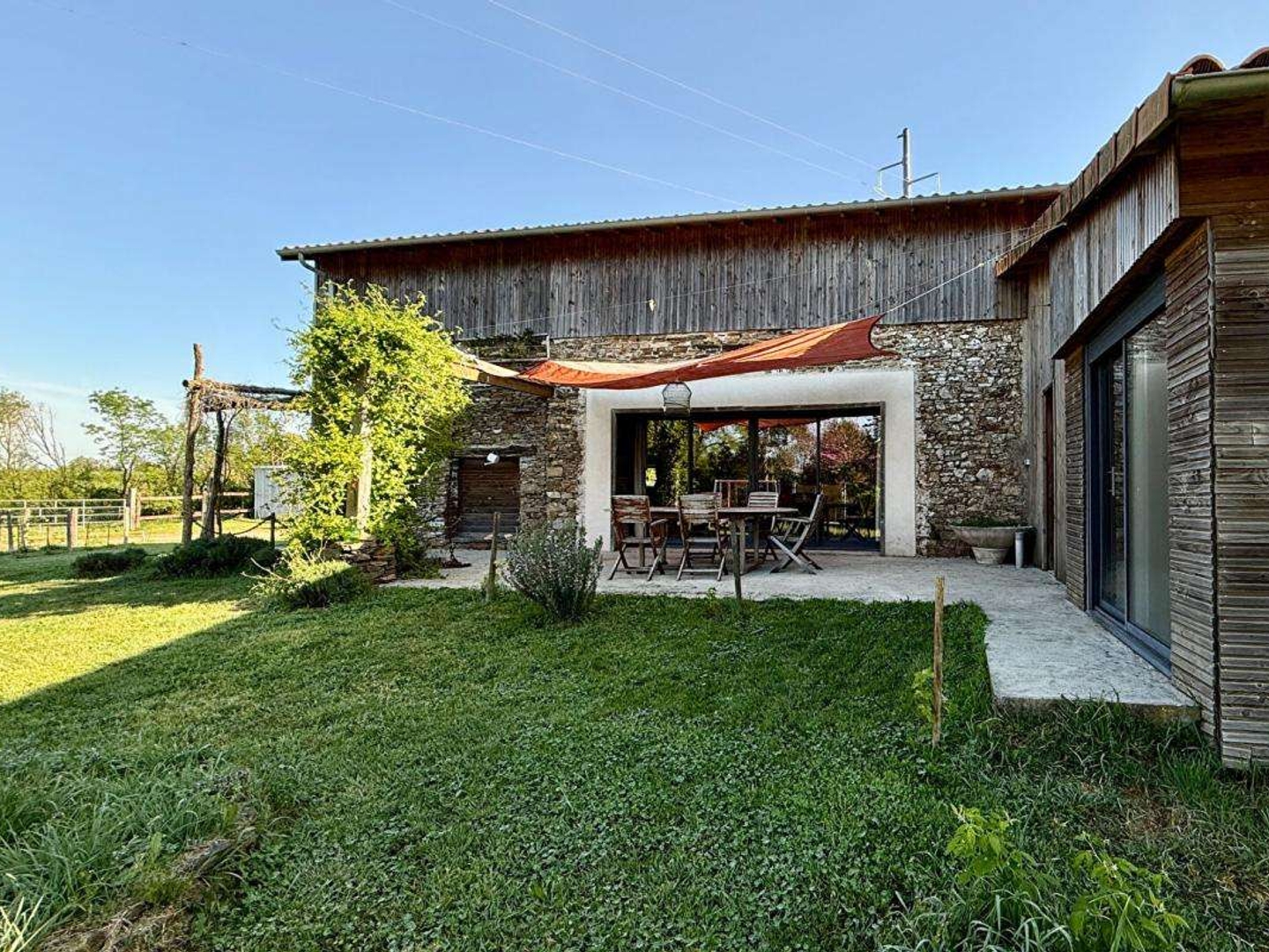 Maison à vendre - 6 pièces - 195m2 - Oudon (44521)