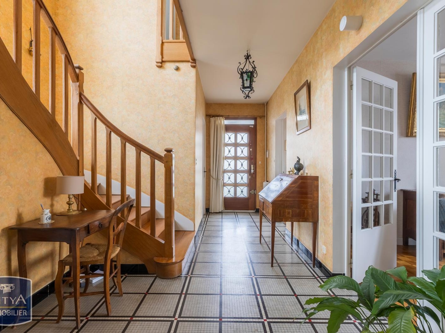 Maison à vendre - 6 pièces - 143m2 - Varennes-Vauzelles (58640)