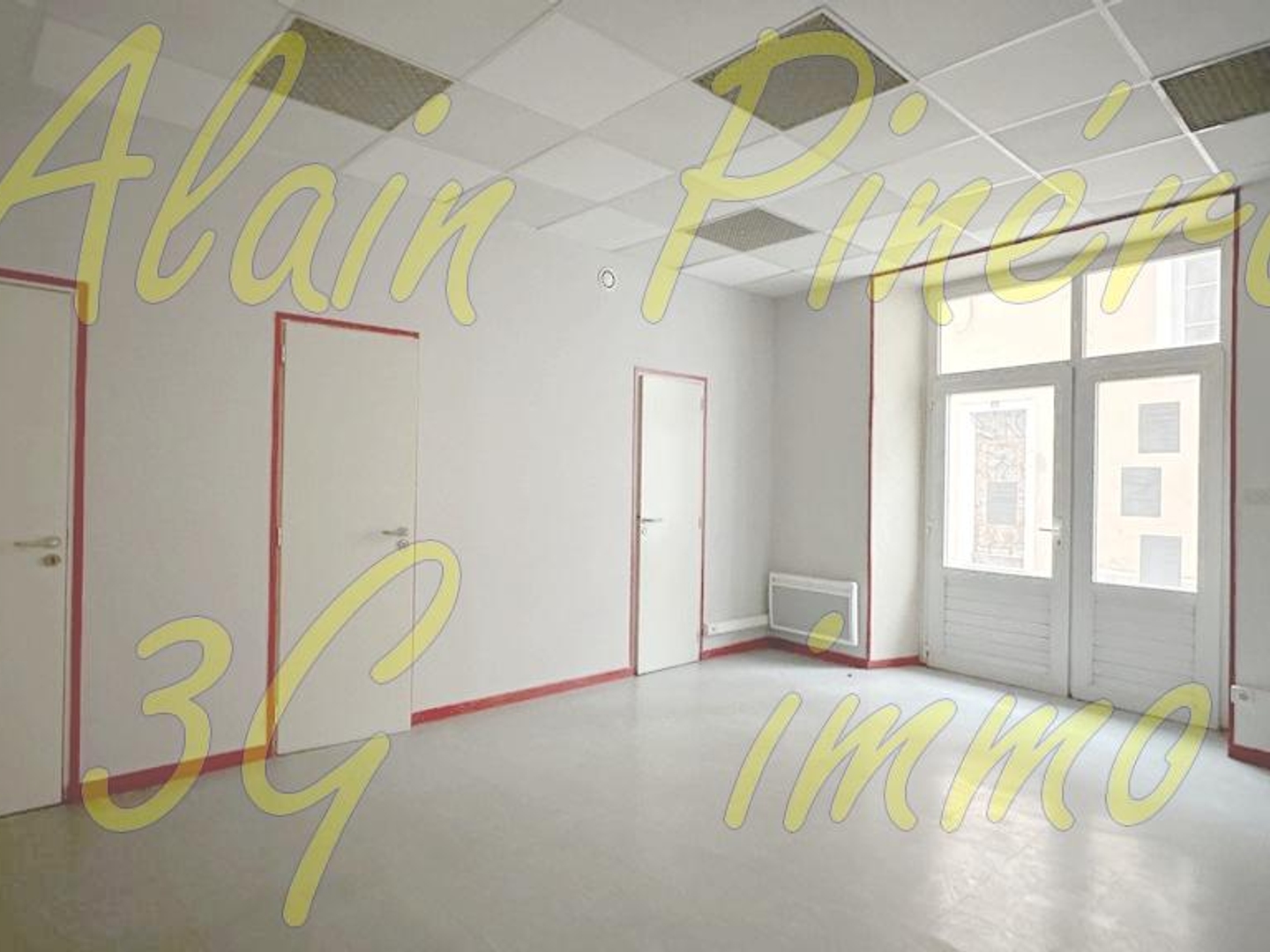 Immeuble à vendre - 6 pièces - 51m2 - Millau (12100)