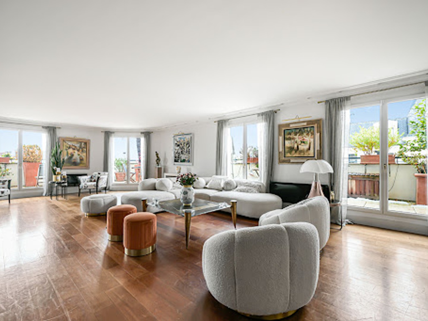 Appartement 5 pièces 236 m²