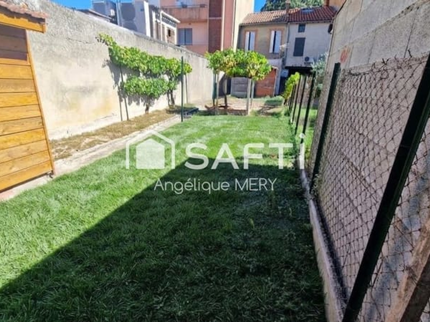 3 chambres, 3 salles d'eau/bains attenantes : atypique !