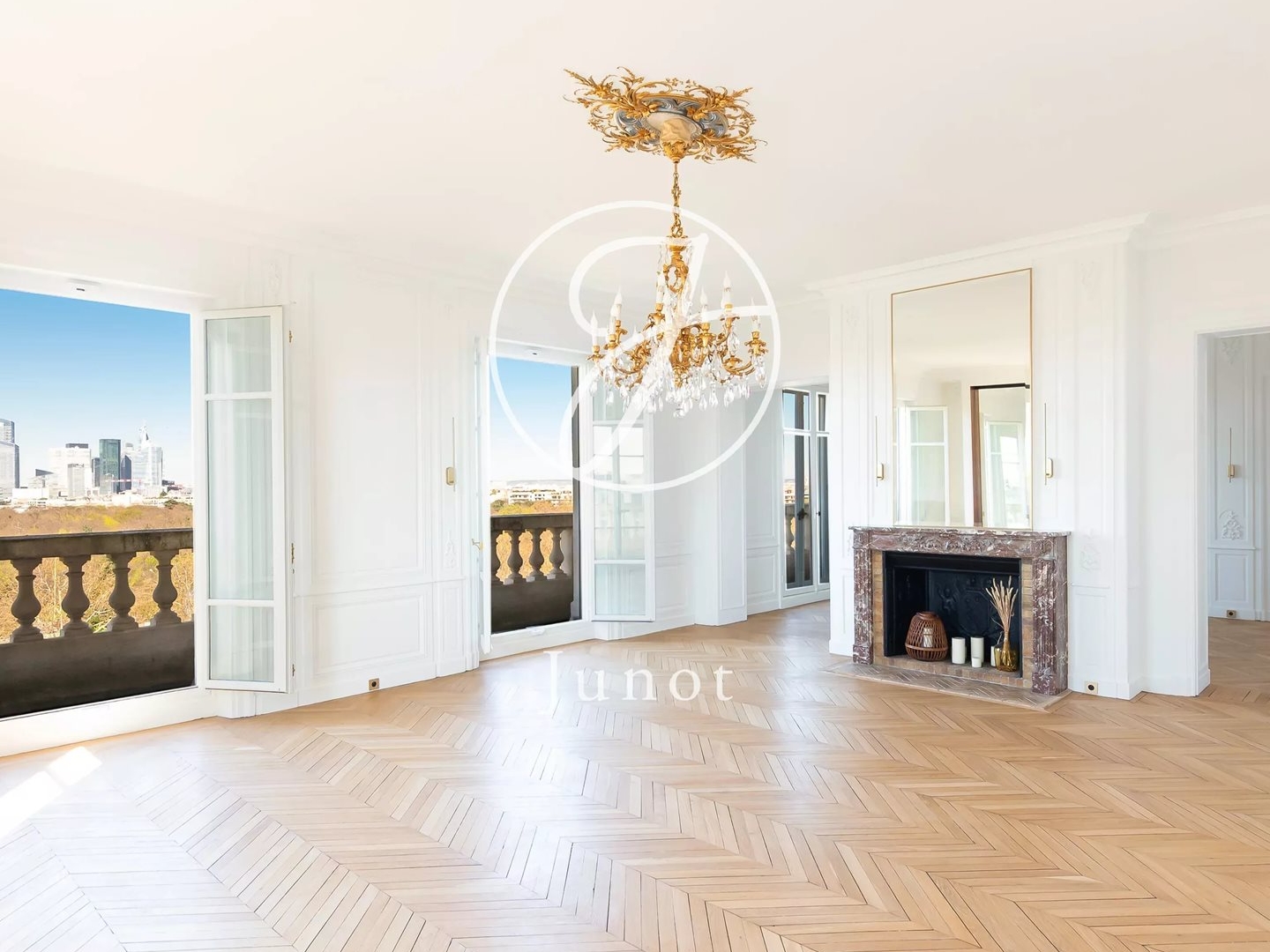 Appartement à vendre - 8 pièces - 373m2 - Paris 16e (75016)