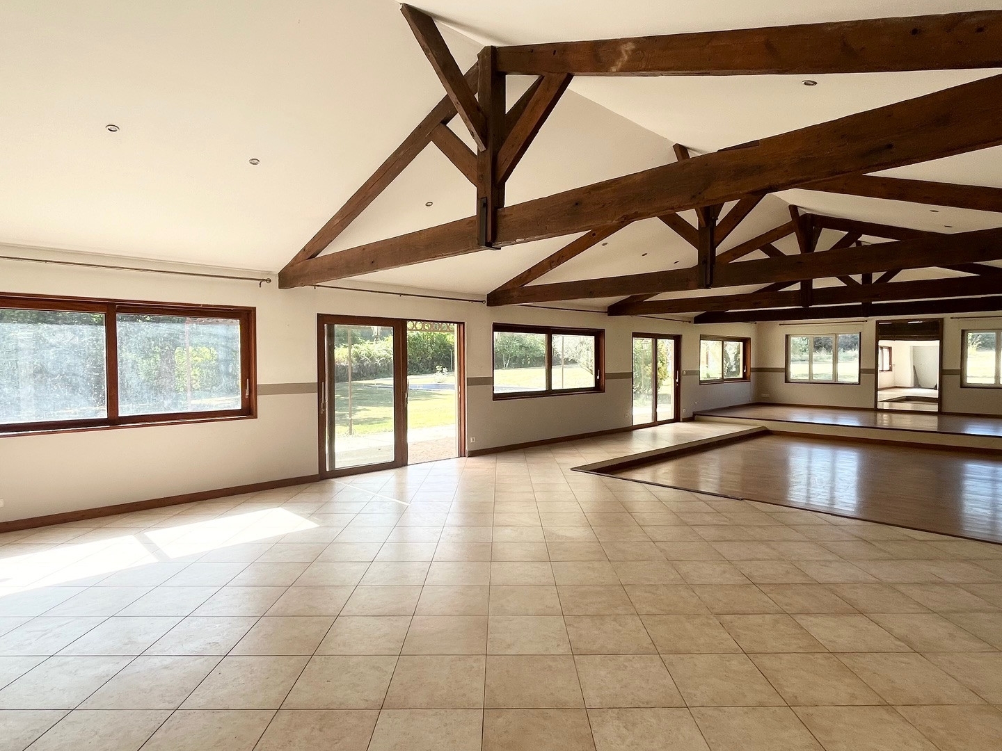 Maison à vendre - 12 pièces - 629m2 - Tresses (33370)