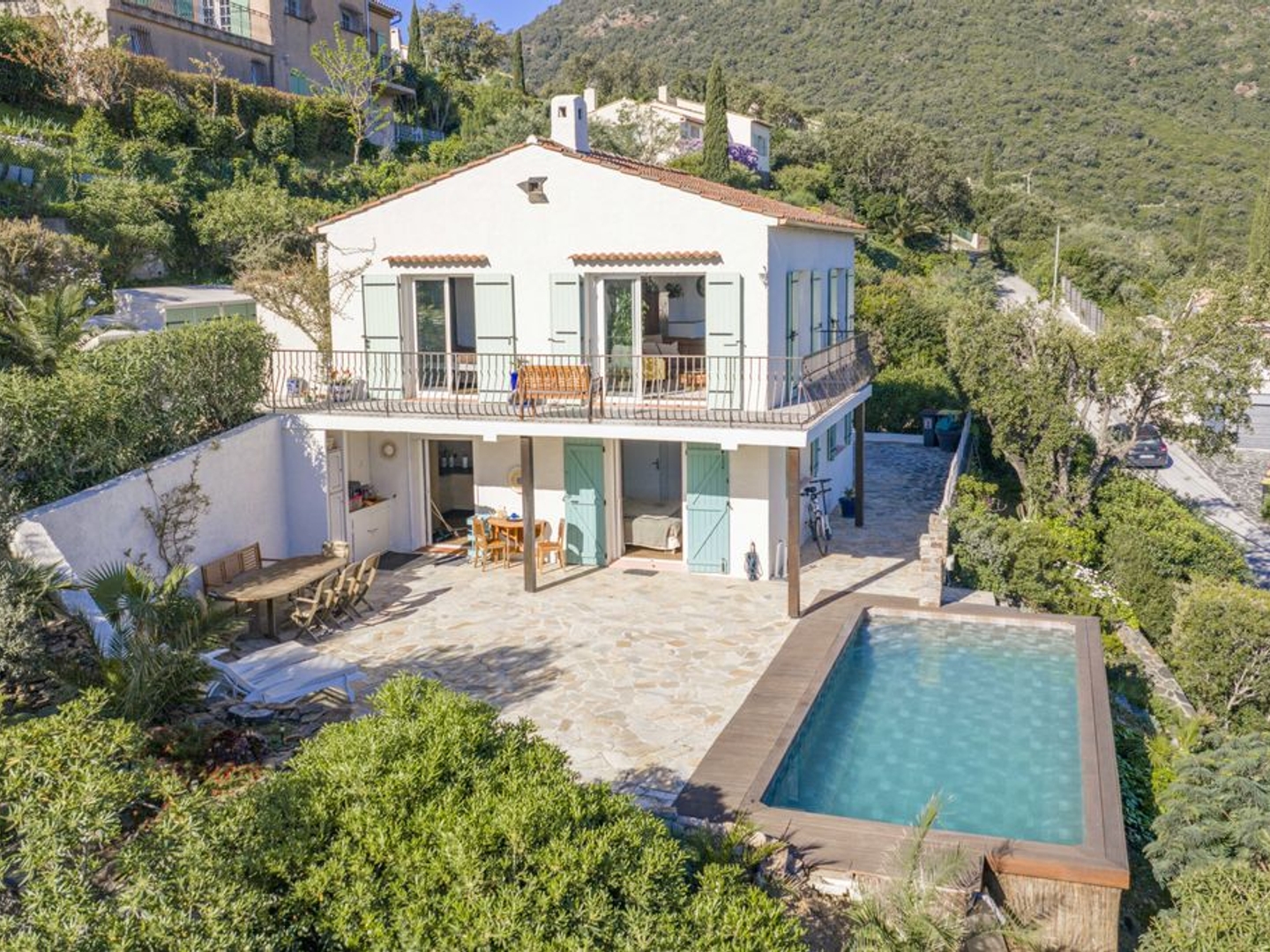 Maison à vendre - 5 pièces - 120m2 - Cavalaire-Sur-Mer (83240)
