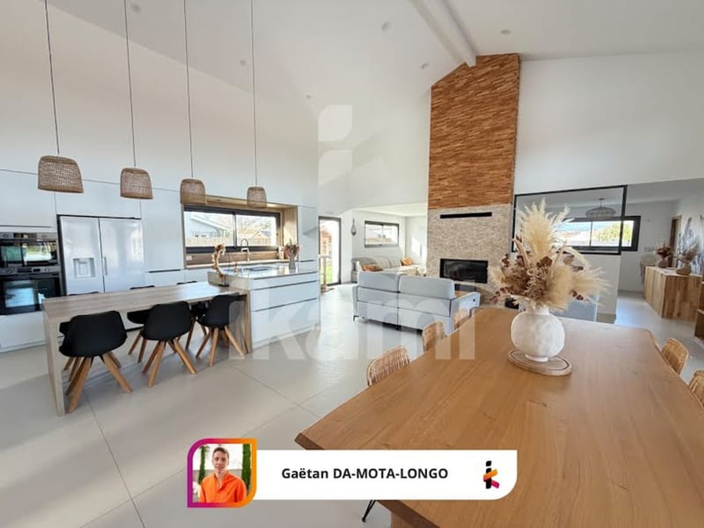 Maison 6 pièces 220 m²