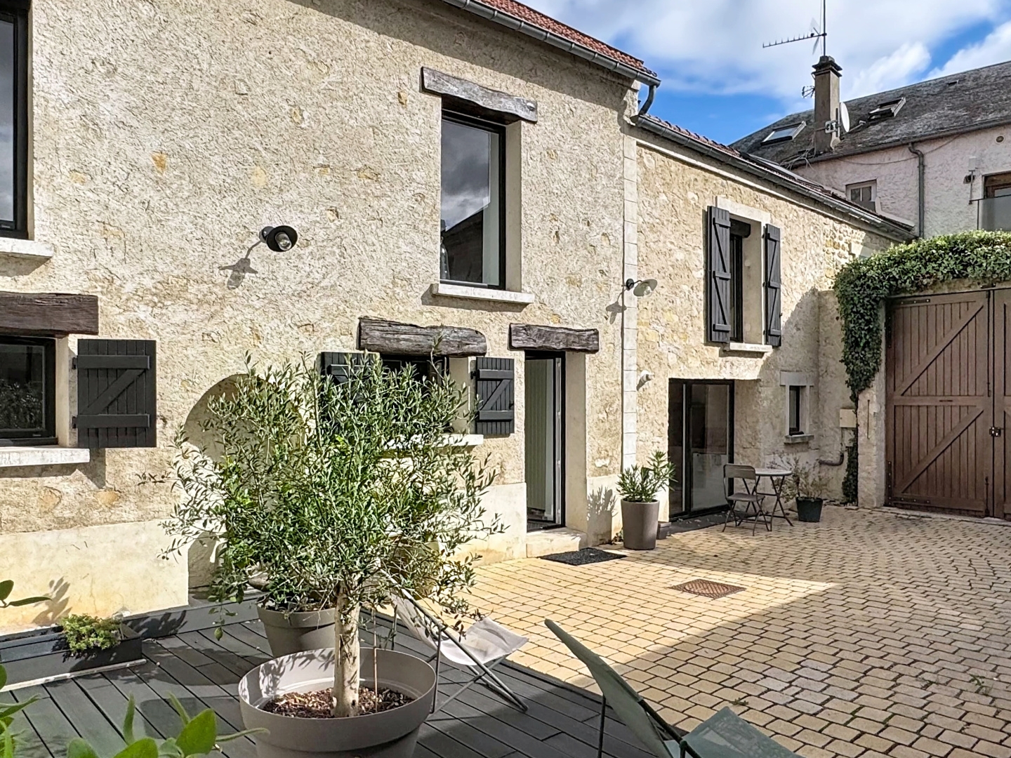 Maison à vendre - 5 pièces - 140m2 - Maule (78580)