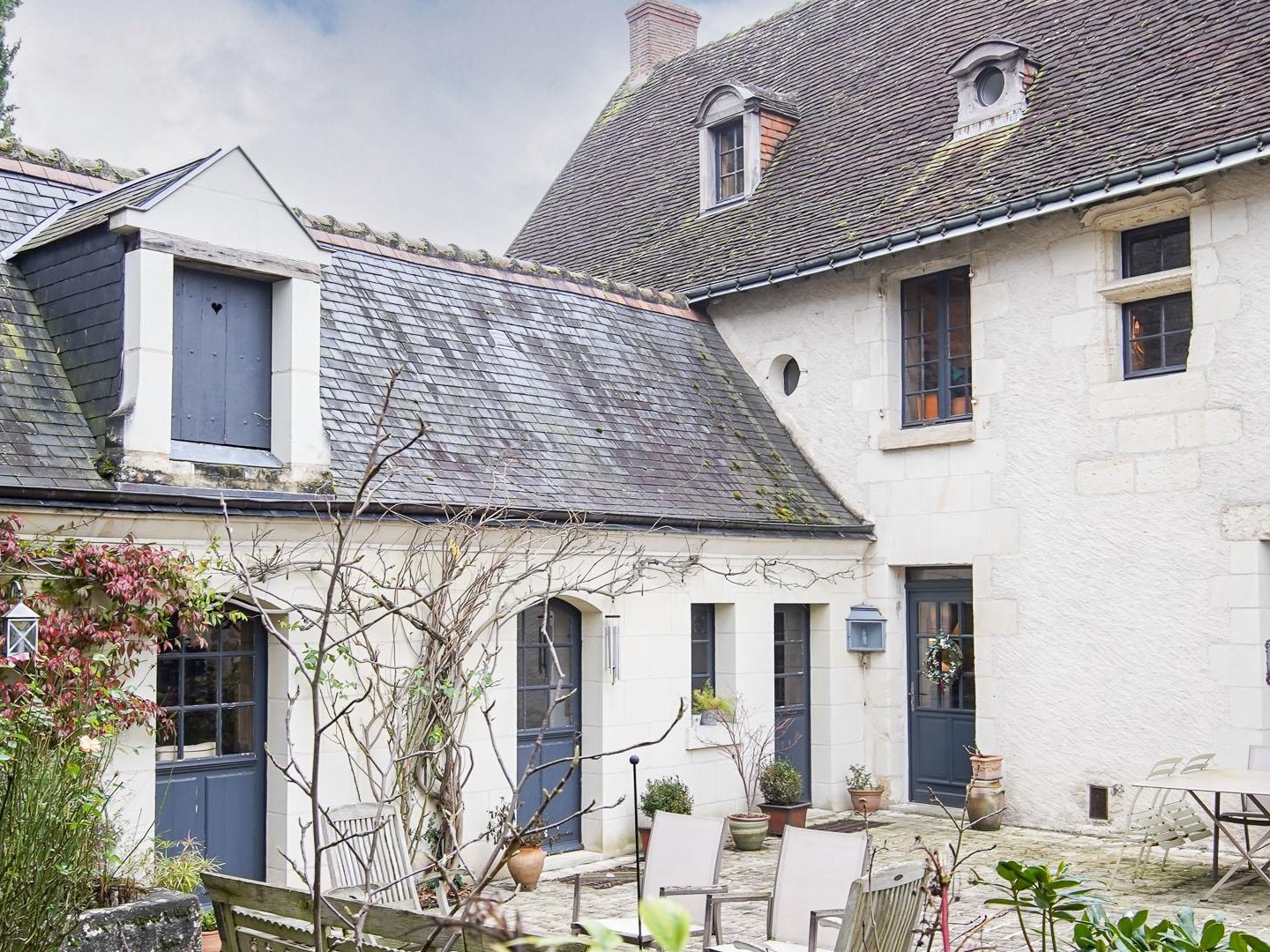Maison à vendre - 9 pièces - 244m2 - Saché (37190)