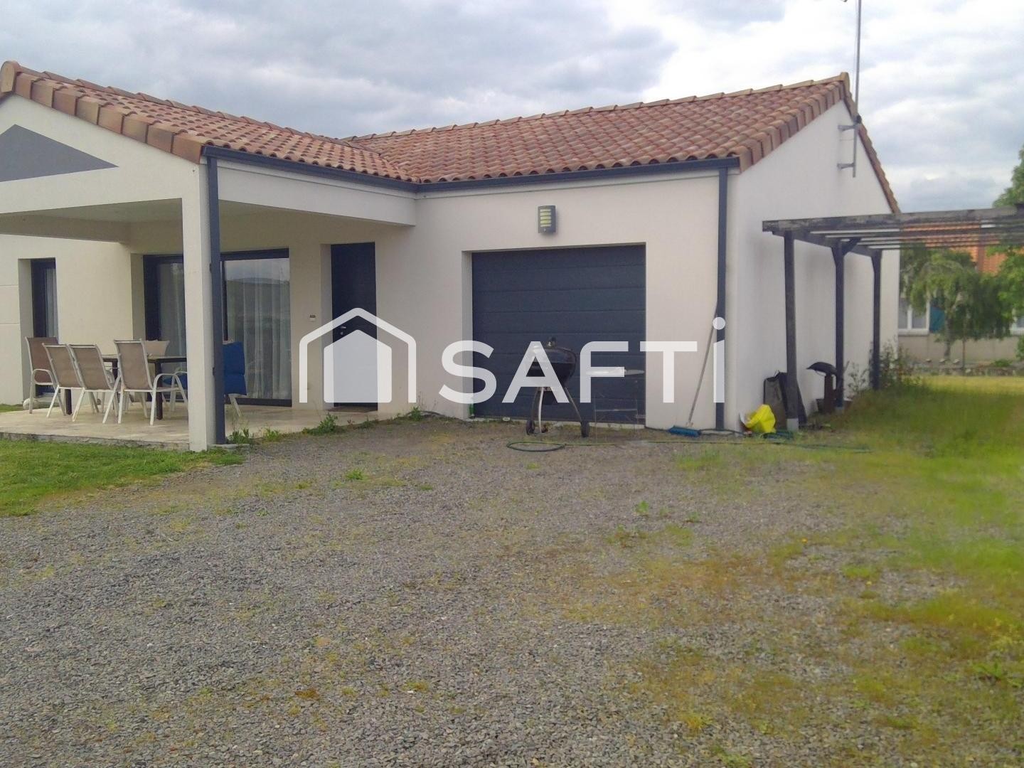 Maison d'habitation de 97 m2 sur terrain de 700 m2 pour investisseur