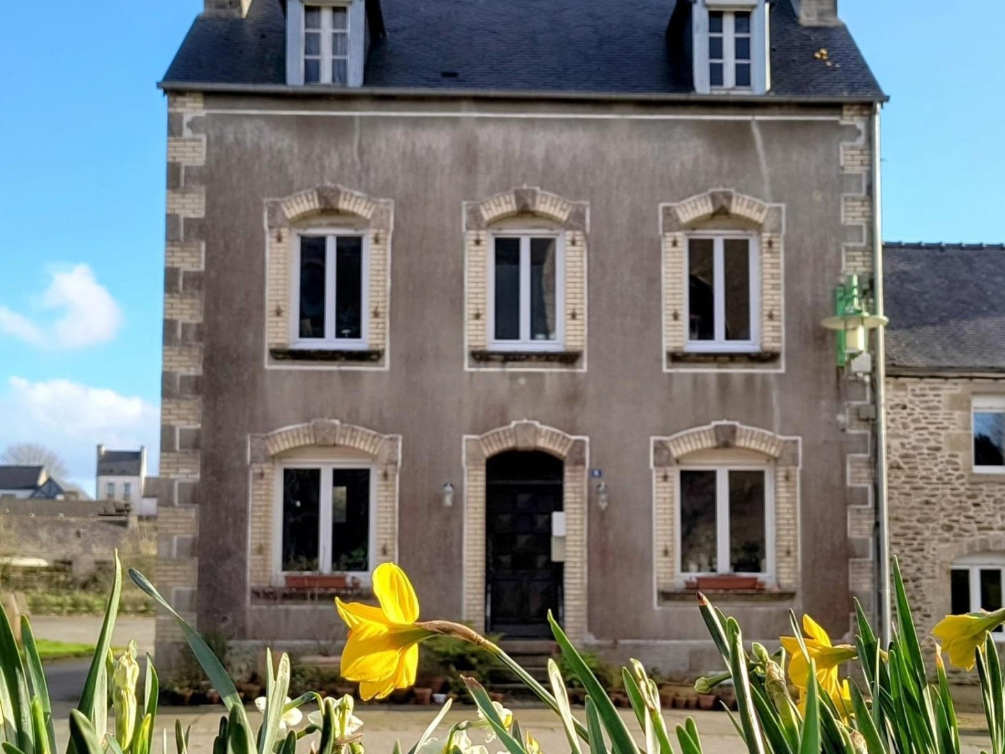 Charmante maison de bourg à rénover