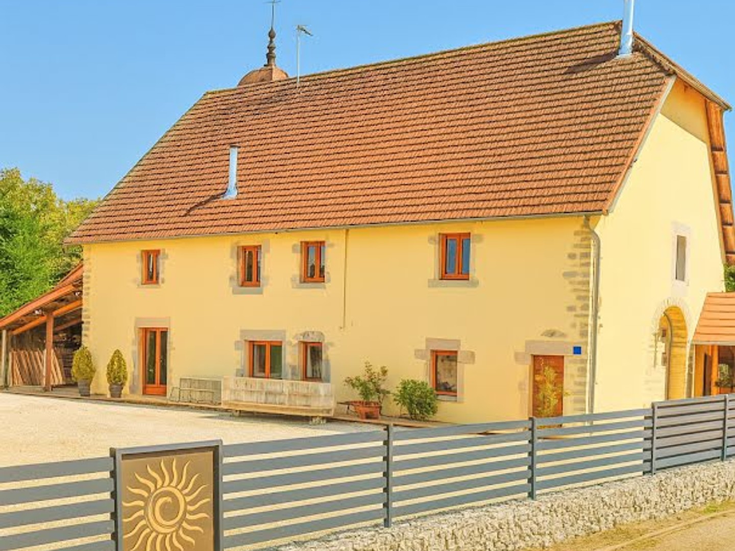 Maison 4 pièces 195 m²
