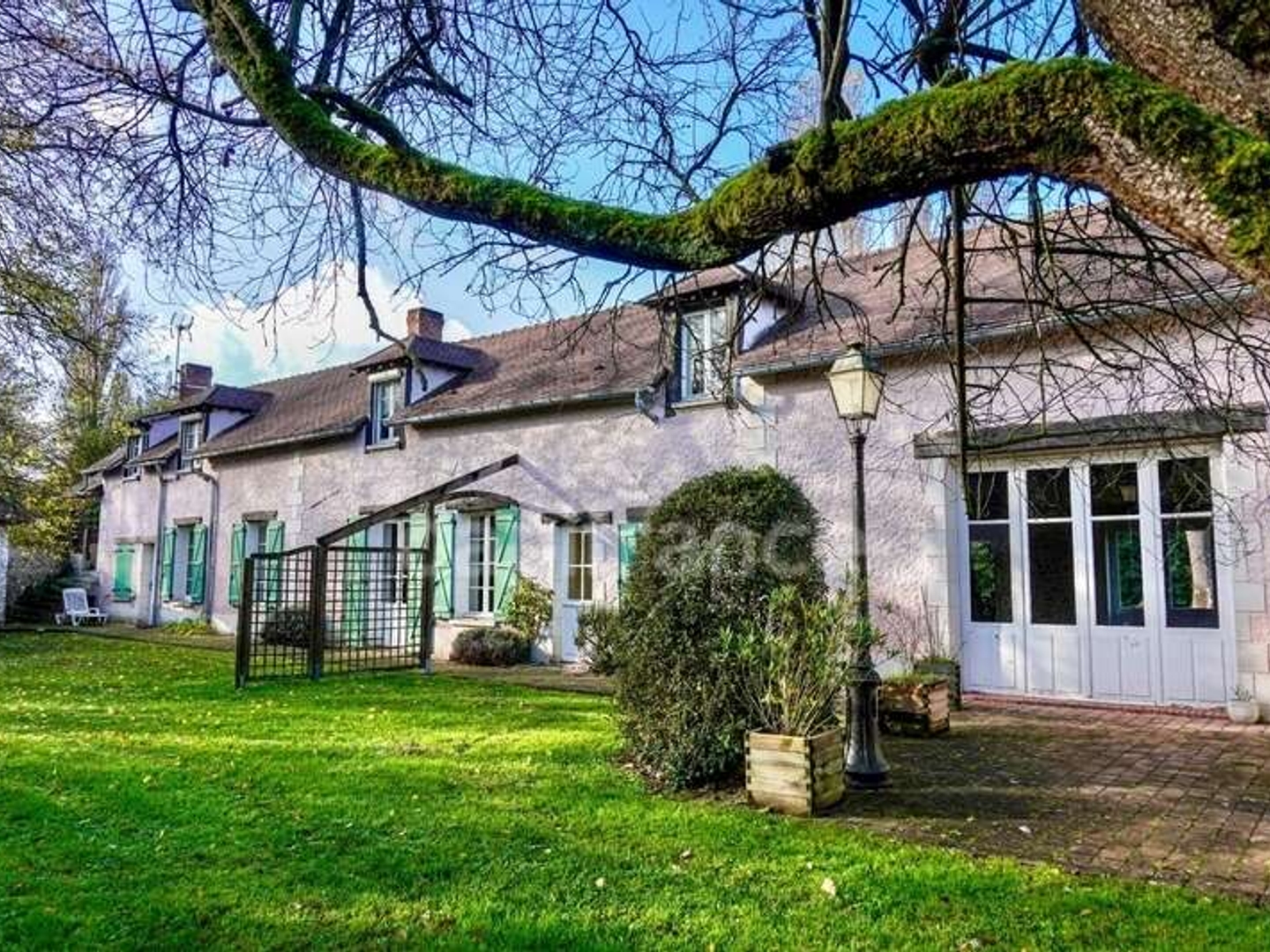 Maison à vendre - 10 pièces - 366m2 - La Villeneuve-En-... (78270)