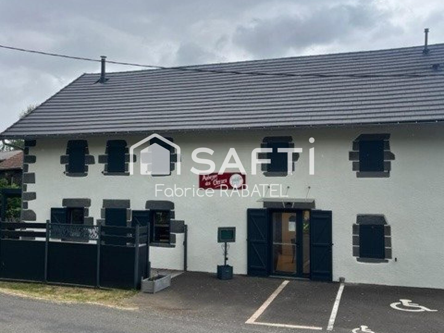Fond de commerce Auberge restaurant de 230 m2