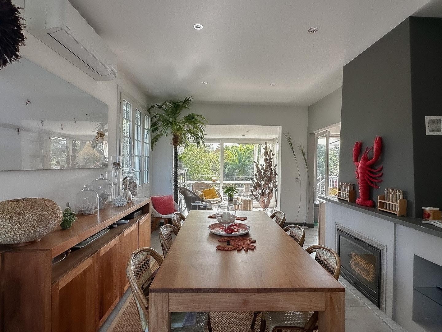 Maison à vendre - 7 pièces - 220m2 - Arcachon (33120)