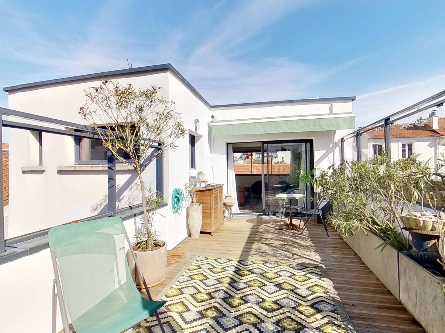 EXCLUSIVITÉ - Appartement familial avec terrasse - Quartier des Coutures