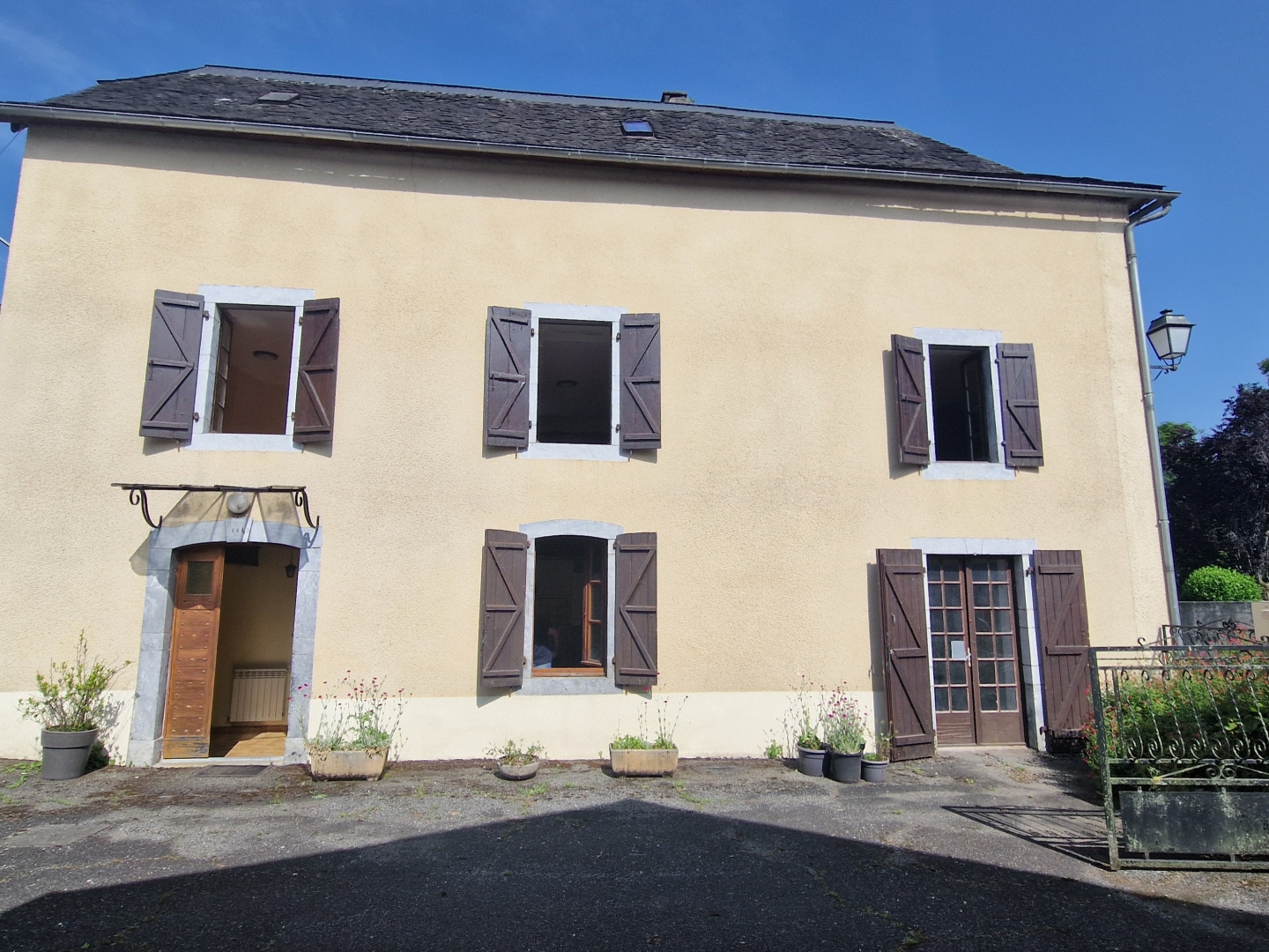 Immeuble à vendre - 10 pièces - 174m2 - Ogeu-Les-Bains (64680)