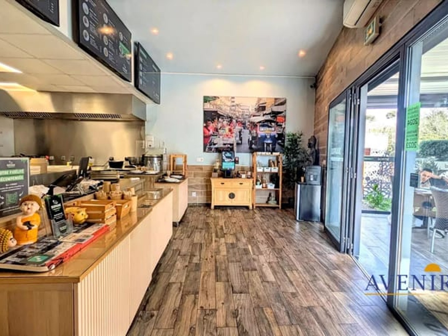 Local commercial Restaurant