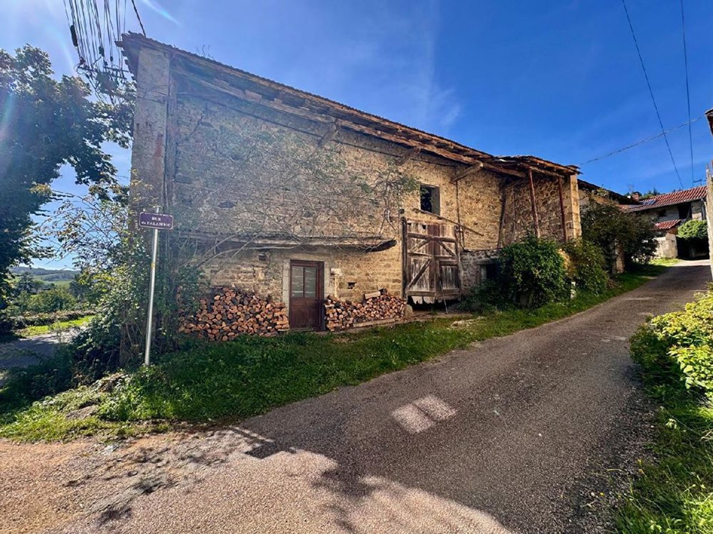 Maison à vendre - 6 pièces - 129m2 - Saint-Pierre-Le-V... (71520)