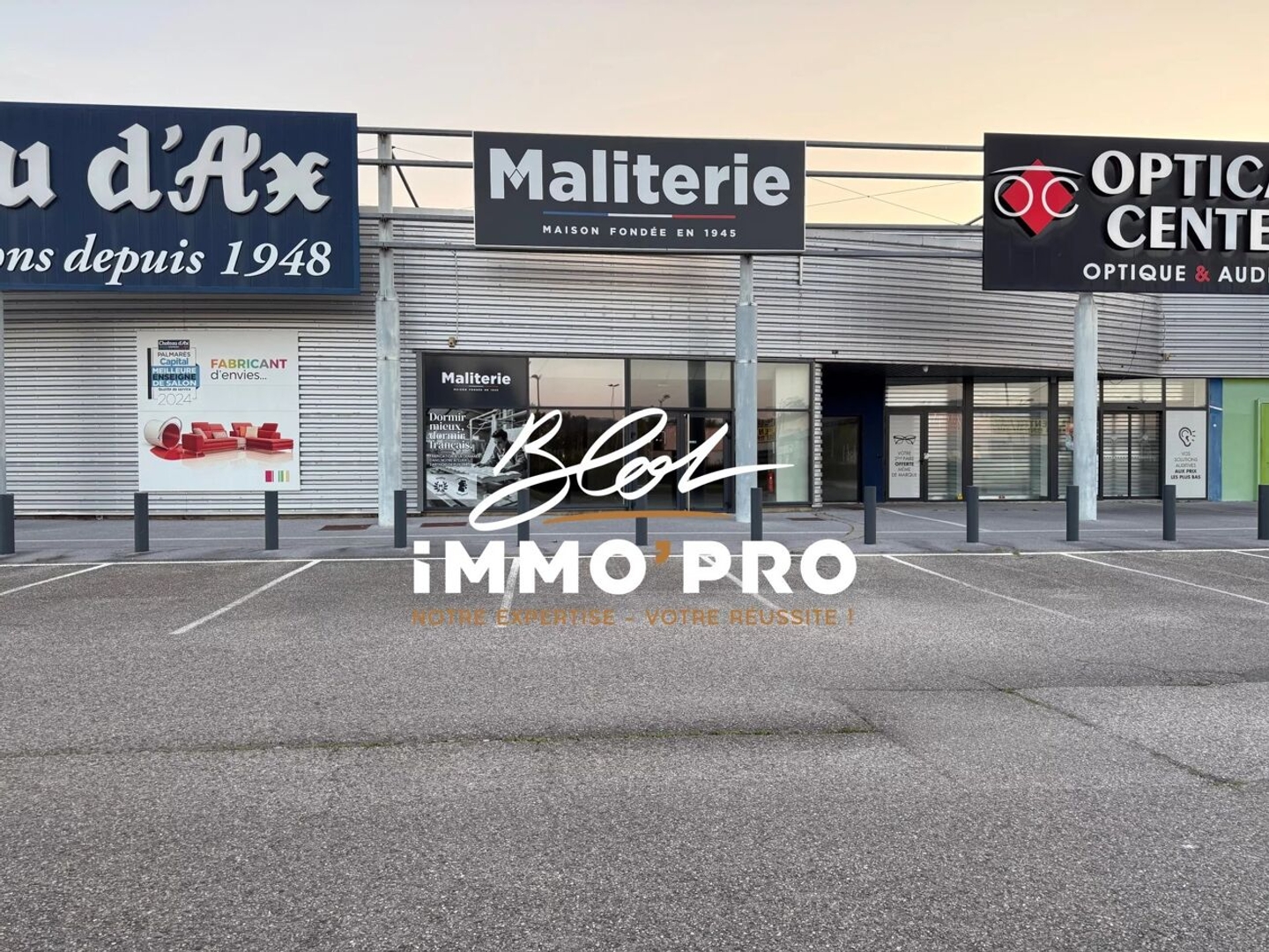 Magasin à vendre - 405m2 - L'isle-D'abeau (38080)