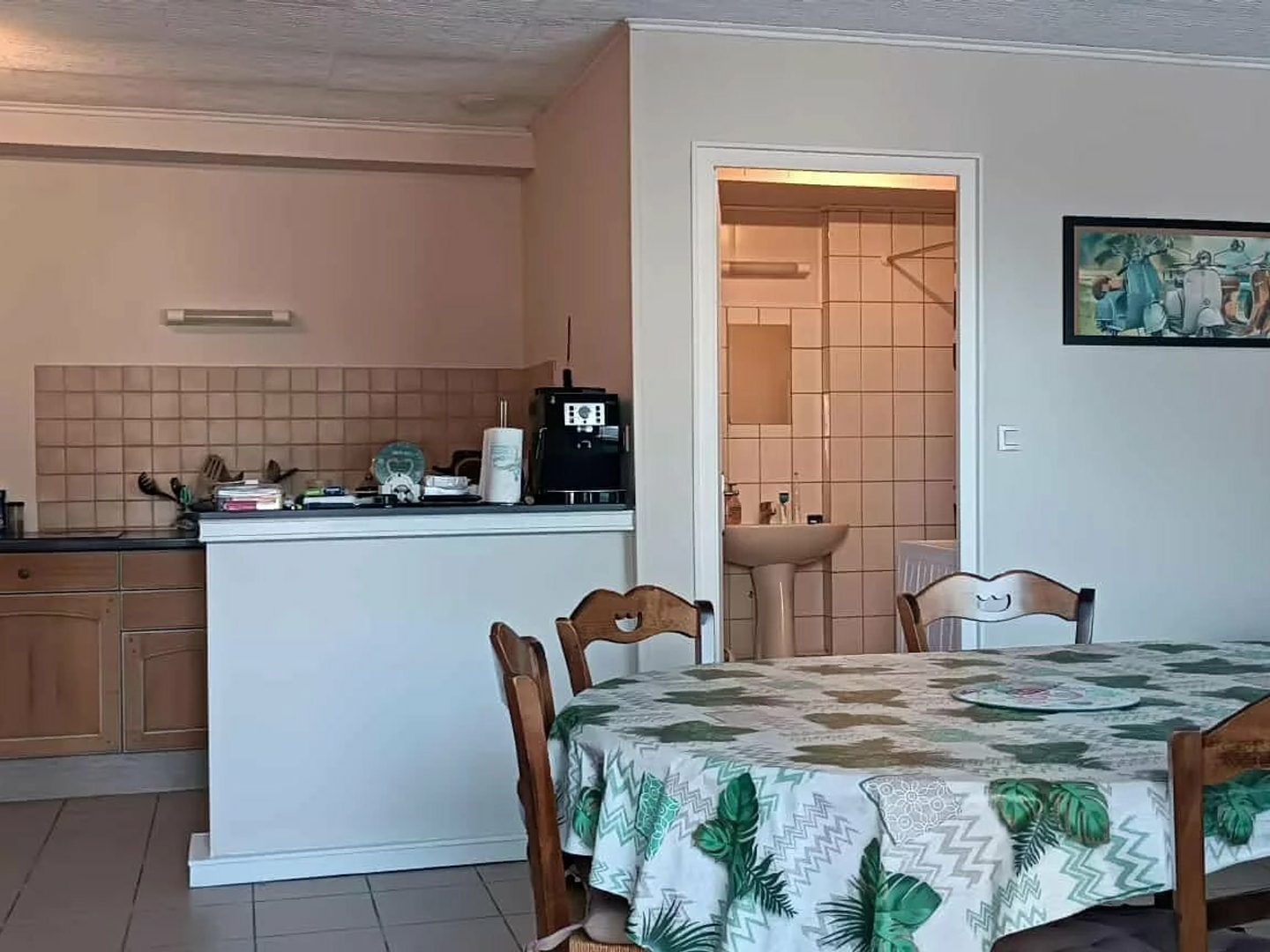 SAINT-GÉRAND - GRAND APPARTEMENT T3 - 1 CHAMBRE