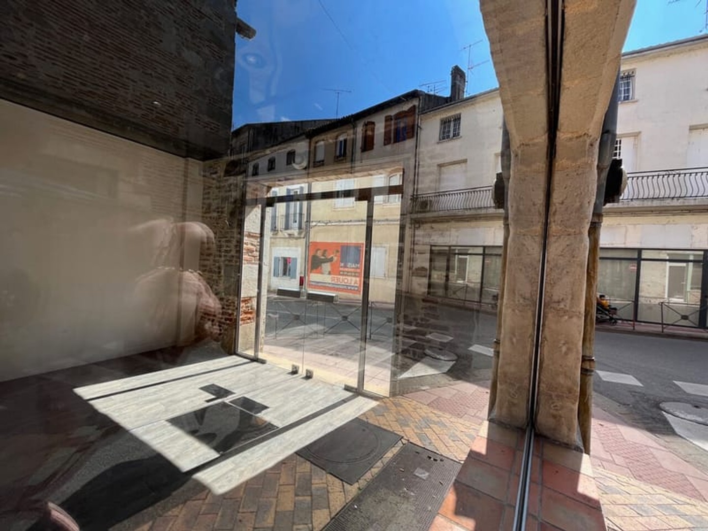 Magasin à vendre - 2 pièces - 35m2 - Villeneuve-Sur-Lot (47300)