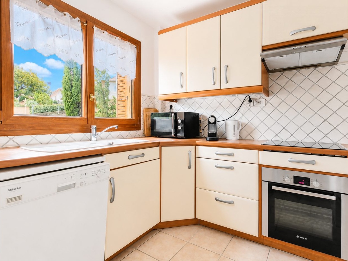 Appartement à vendre - 3 pièces - 59m2 - Bormes-Les-Mimosas (83230)
