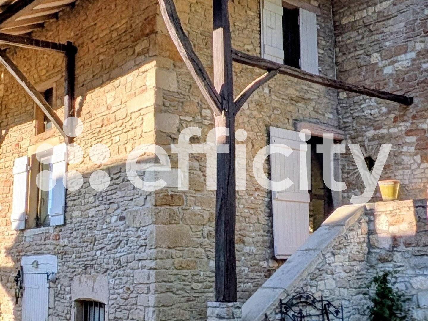 Maison 14 pièces 283 m²