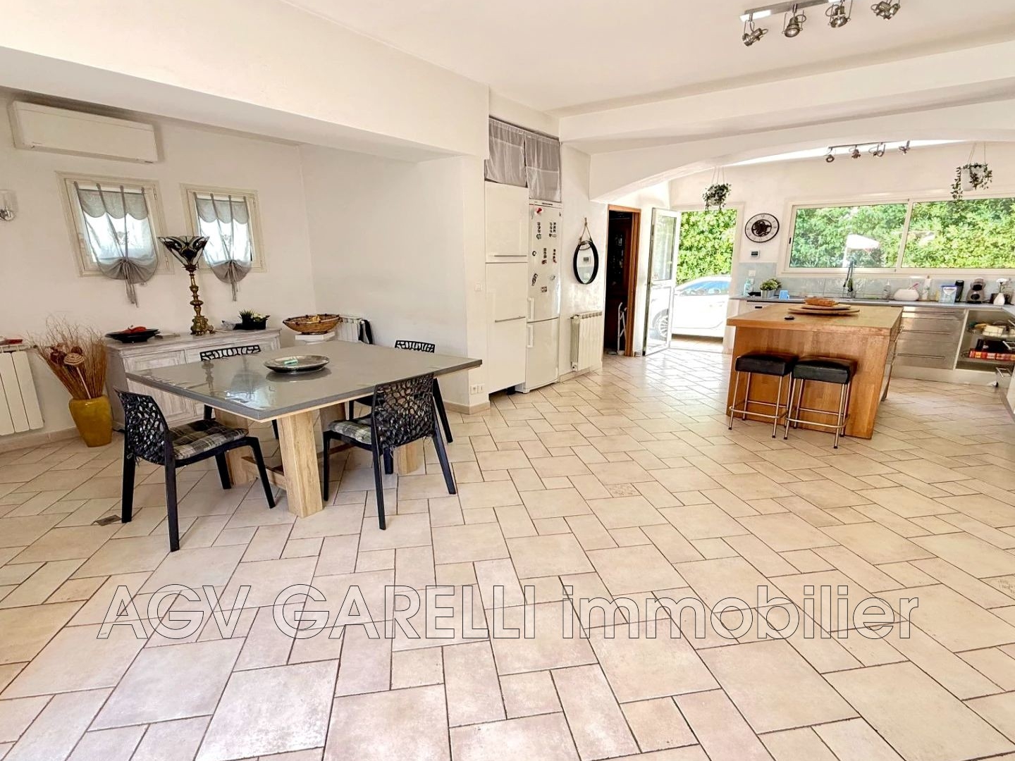Maison à vendre - 6 pièces - 152m2 - Toulon (83000)