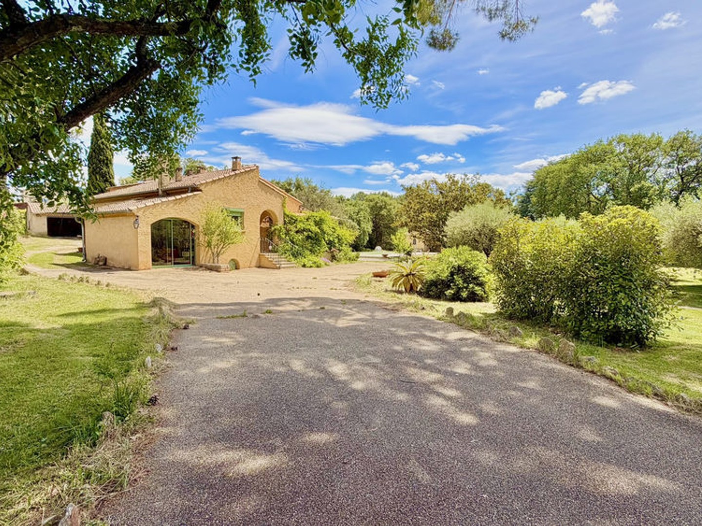 Villa traditionnelle 4 chambres