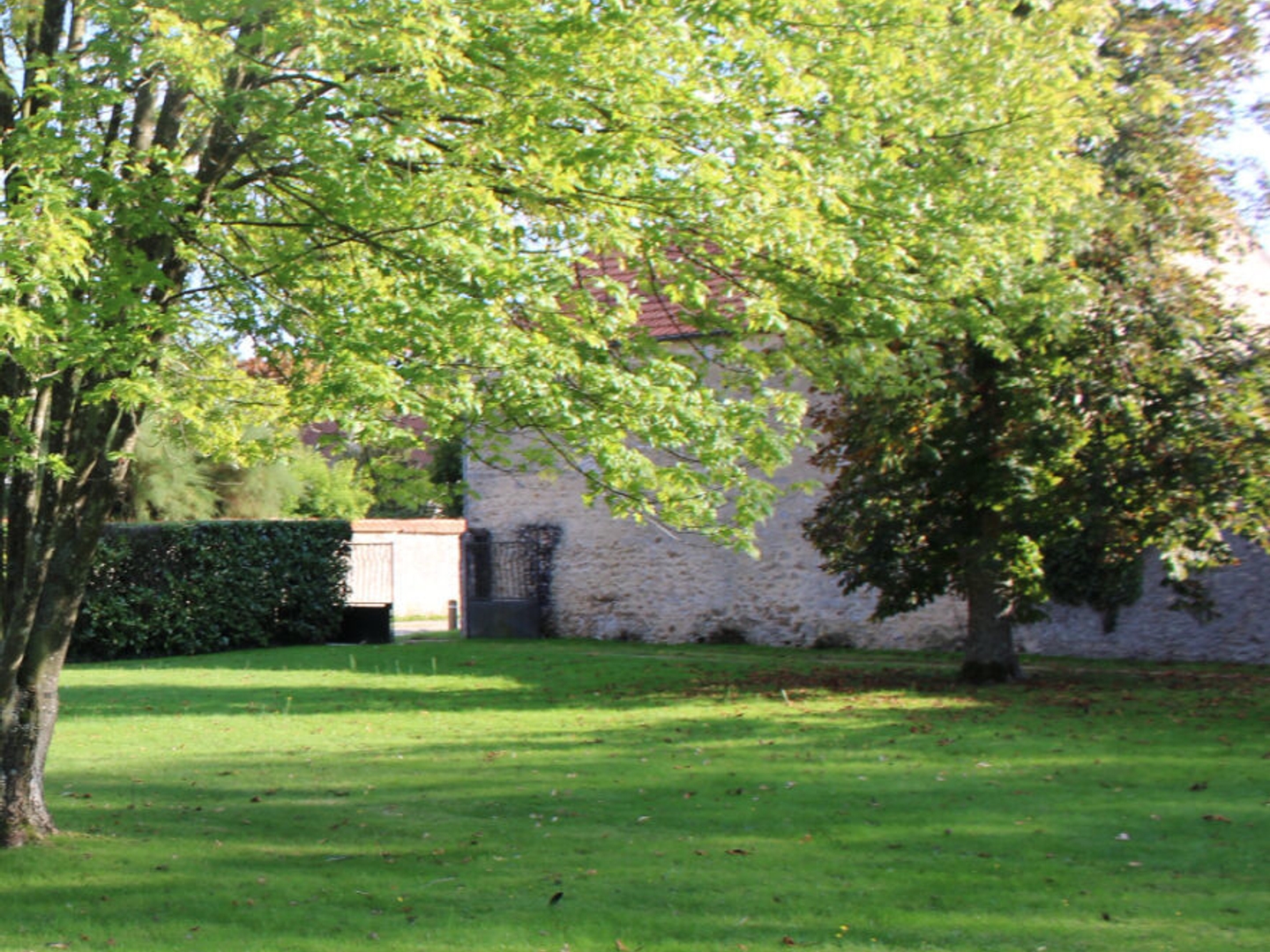 Terrain Les Essarts Le Roi 583 m2
