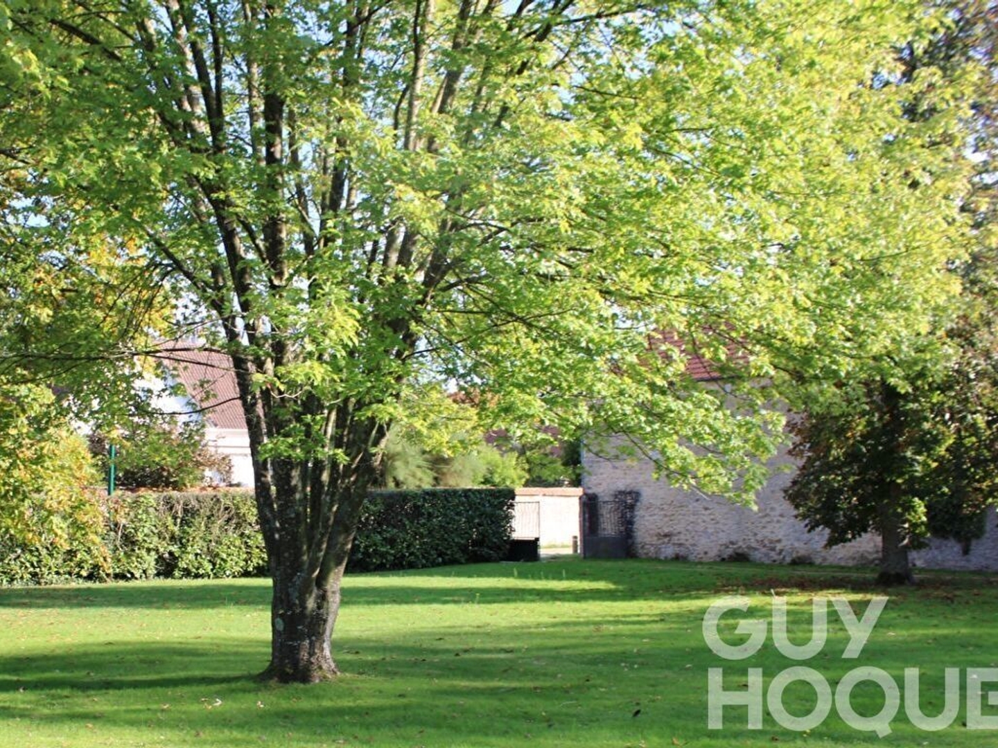 Terrain à vendre - 583m2 - Les Essarts-Le-Roi (78690)