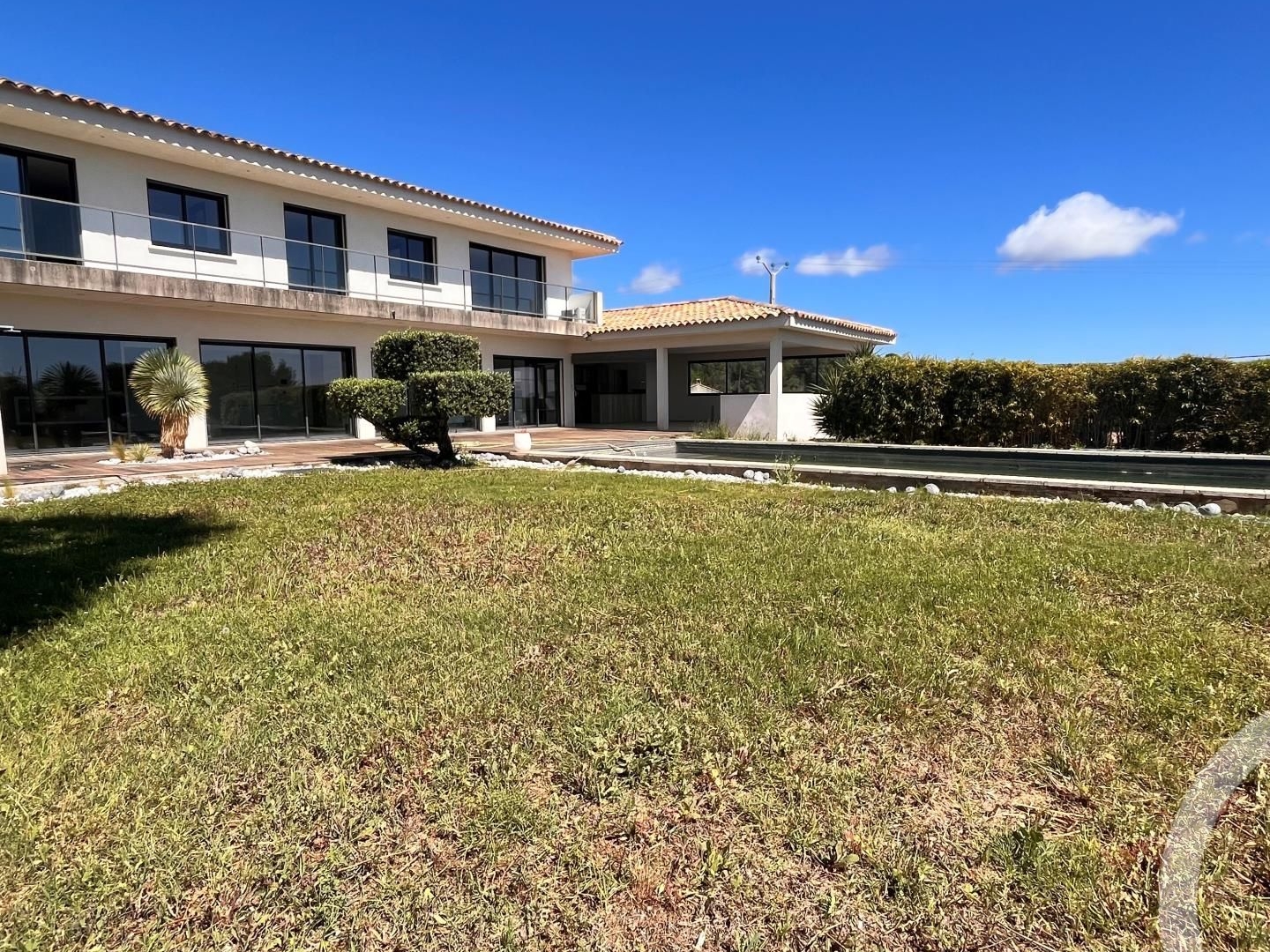 Maison à vendre - 6 pièces - 240m2 - La Cadière-D'azur (83740)