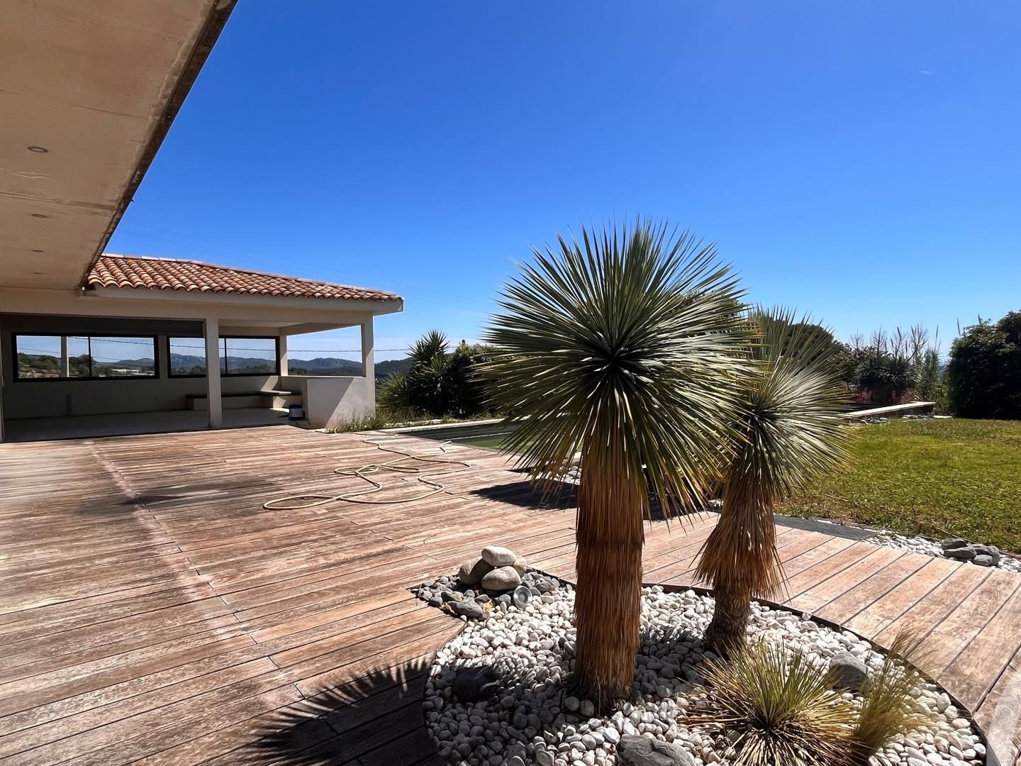 Maison à vendre - 6 pièces - 240m2 - La Cadière-D'azur (83740)